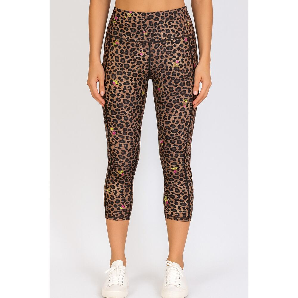 Betsey Johnson 3/4 length leapord floral leggings sz M Stretch comfort EUC